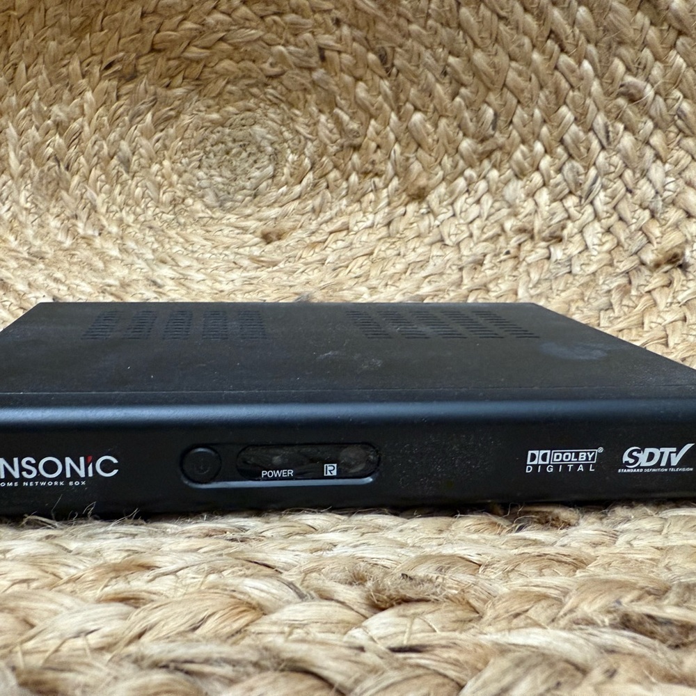 Sansonic
FT-300A Digital To Analog TV Converter Box